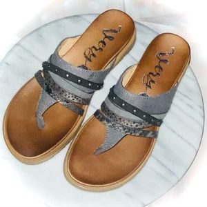 Gypsy Jazz-Rose Sandal